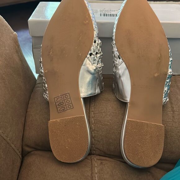 Midnight Velvet Woven Mule in Silver. Size 11M. - Picture 6 of 8